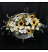 корзина с подсолнухами,белыми розами и кустовыми хризантемами
