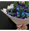 букет из синих орхидей и нобилиса